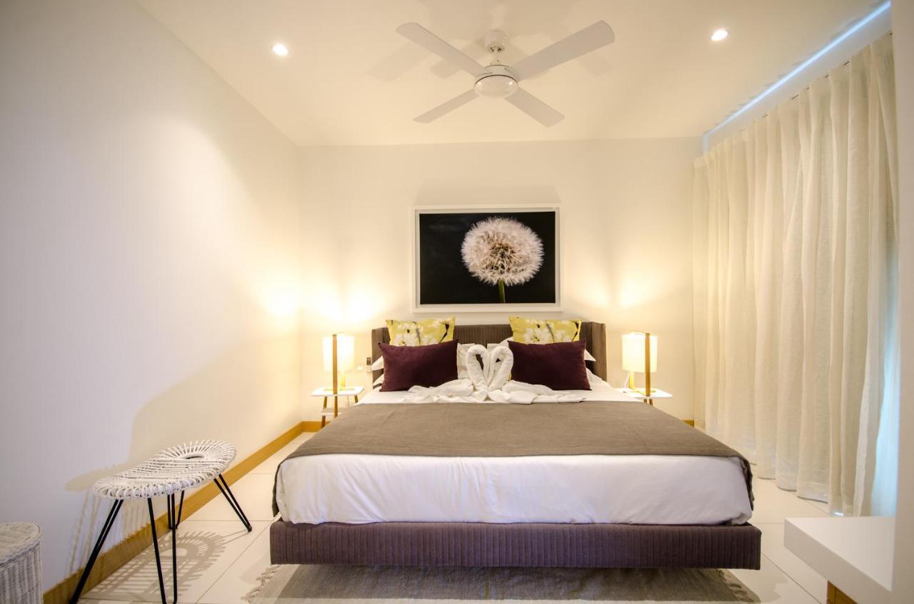 Latitude - With Private Plunge Pool Villa ริวิแยร์นัวร์ ภายนอก รูปภาพ